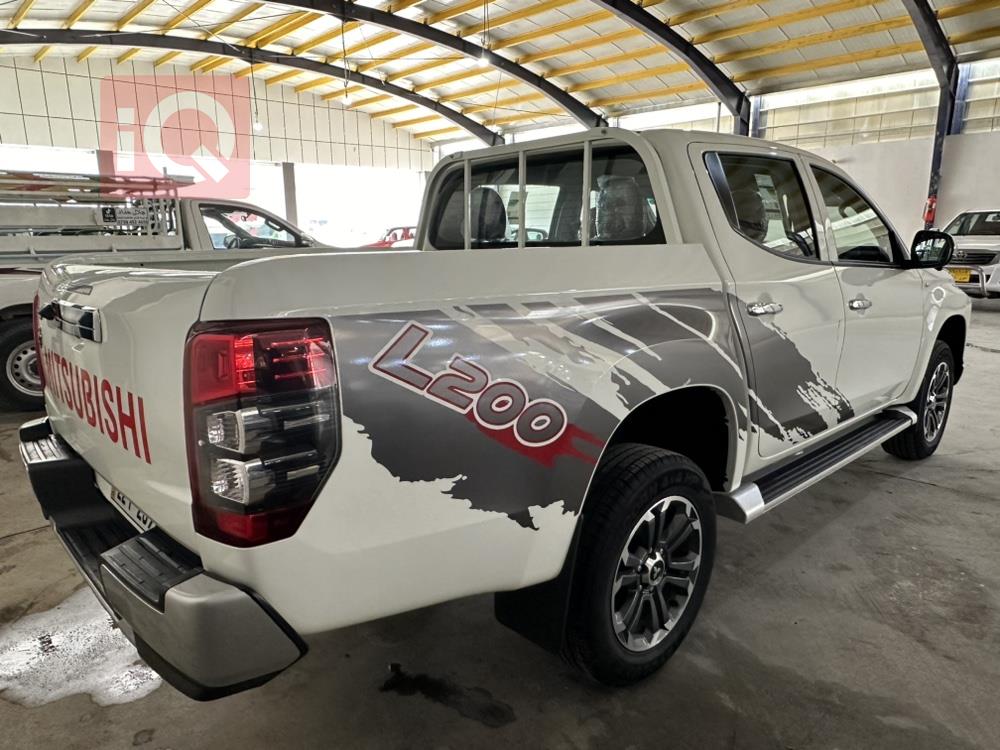 Mitsubishi L200